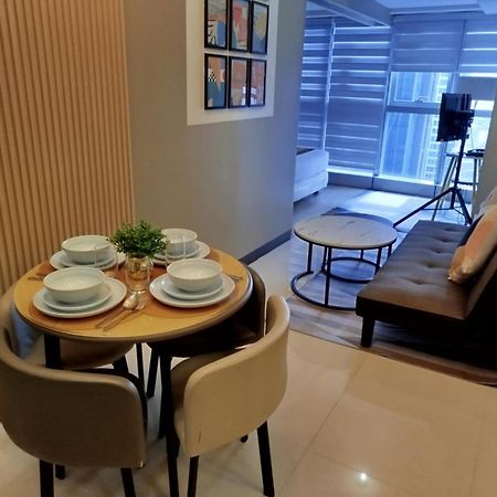 Uptown Parksuites Tower 1 Bgc Taguig Eksteriør billede