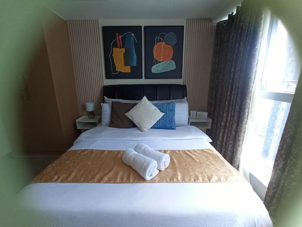 Uptown Parksuites Tower 1 Bgc Taguig Eksteriør billede