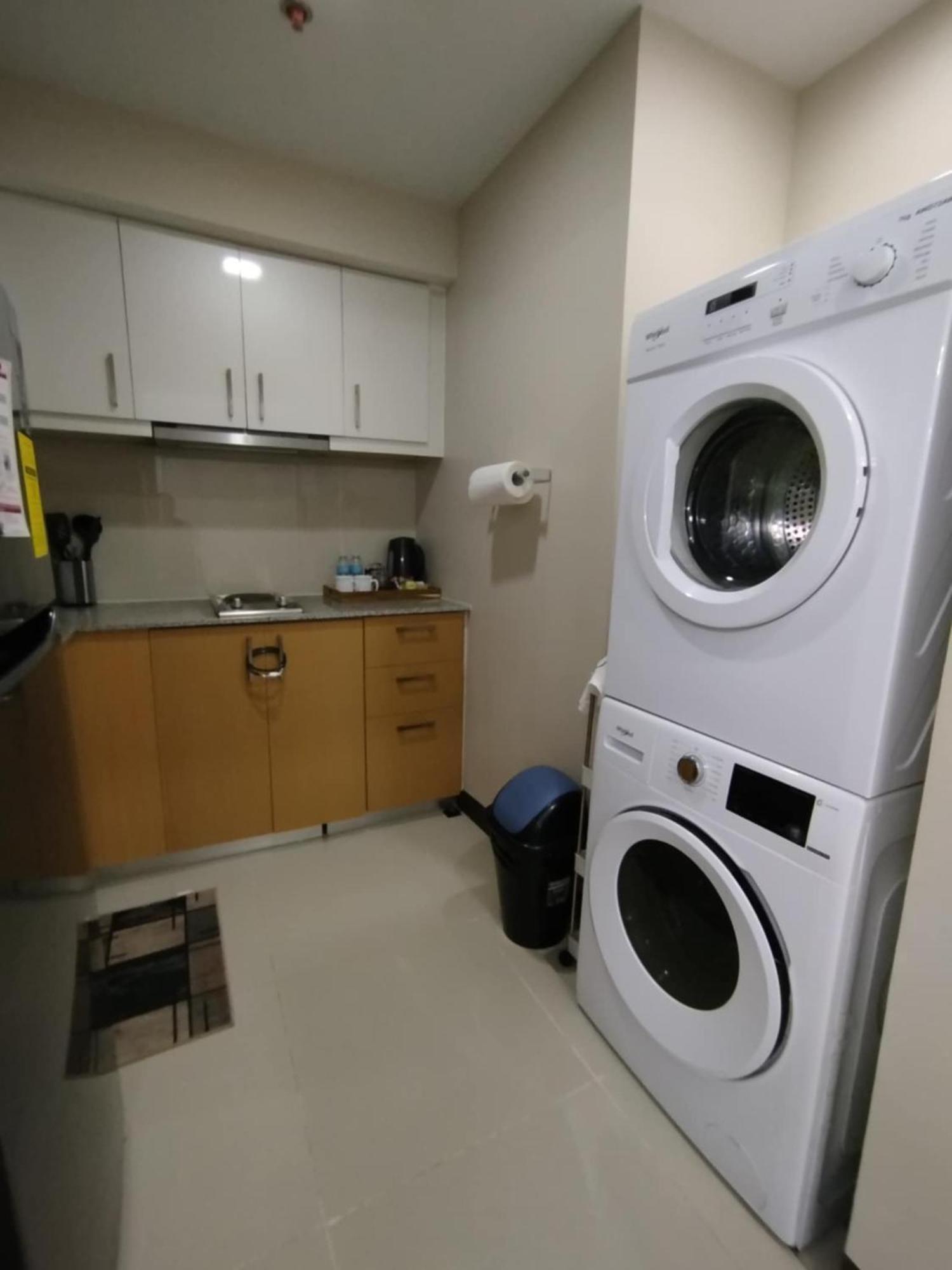 Uptown Parksuites Tower 1 Bgc Taguig Eksteriør billede